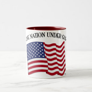 Tasse 2 Couleurs Une nation sous Dieu avec le drapeau américain