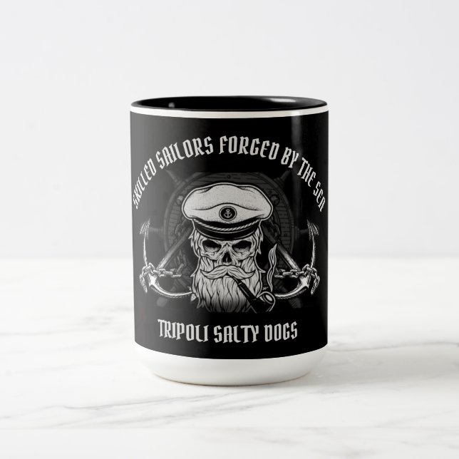 TASSE 2 COULEURS USS TRIPOLI (LPH-10) SAILORS (Centre)
