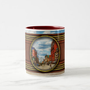 Tasse 2 Couleurs Ville - Buffalo NY - Signes des temps 1900