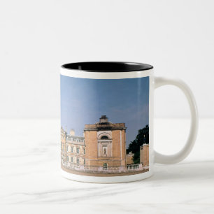 Tasse 2 Couleurs Vue de l'avant occidental, reconstruite 1746-61