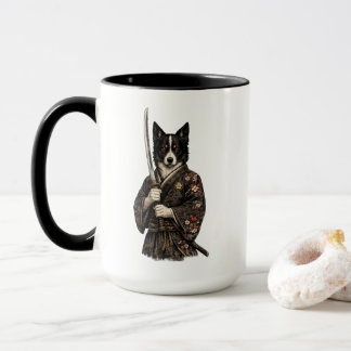 Tasse à café avec un chien guerrier japonais en ar