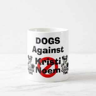 Tasse à café Chiens contre Kristi Noem