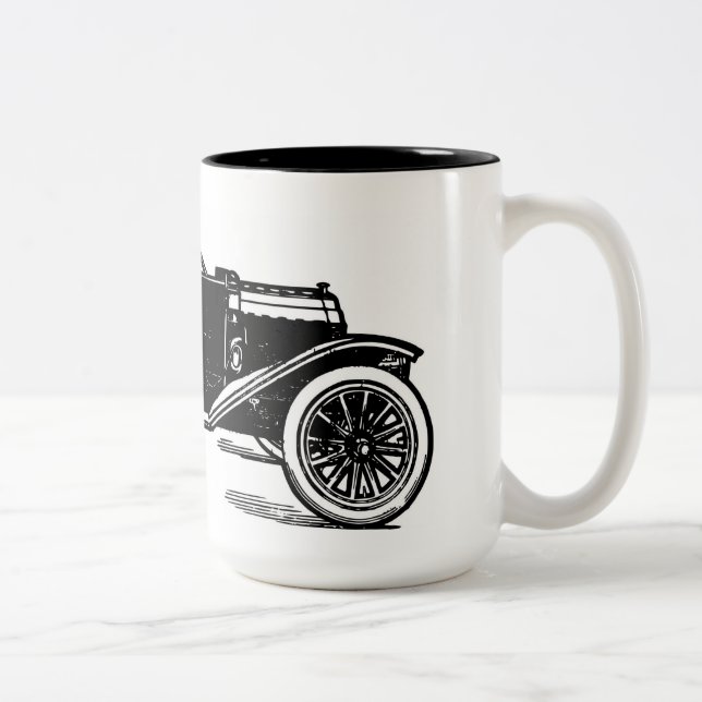 Tasse à café de voiture ancienne (Droit)