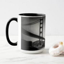 Tasse À travers la baie golden gate bridge San Francisco