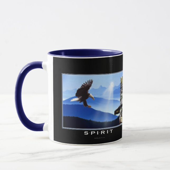 Tasse Aigle à tête blanche et Bouge à mât totémique (Gauche)