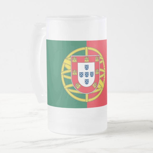 Tasse aus mattiertem Glas mit portugiesischer Flag (Vorderseite Links)