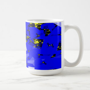 Tasse aus zerbrochenem Glas