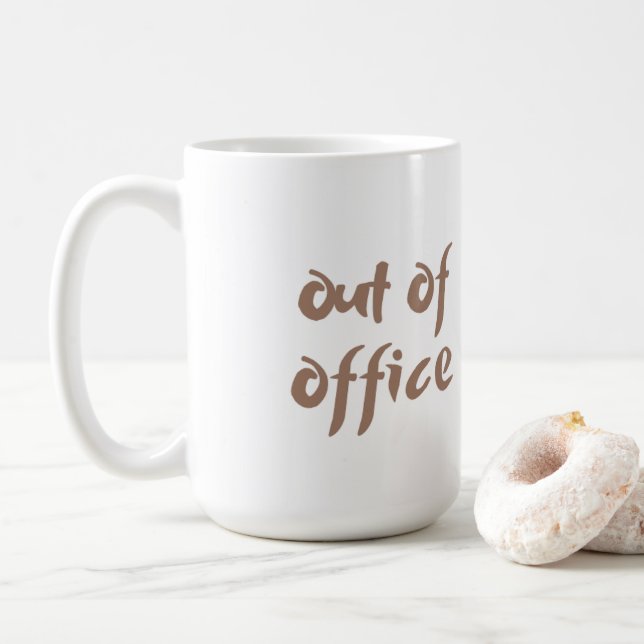 Tasse außerhalb des Amtes (Mit Donut)