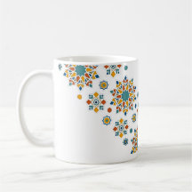 tasse avec avec l'artisanat marocain
