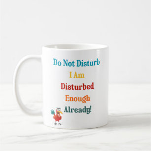 Tasse avec citation et image colorées amusantes.