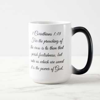 Tasse avec croix et Écriture de 1 Corinthiens 1:18