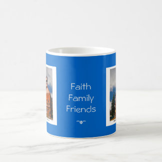 Tasse avec le message d'amis de famille de foi