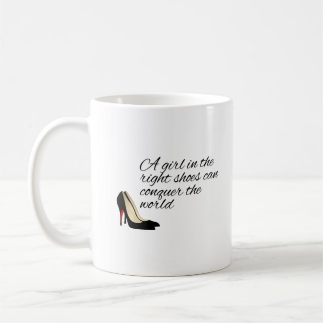 Tasse Avec Les Chaussures Adéquates (Gauche)