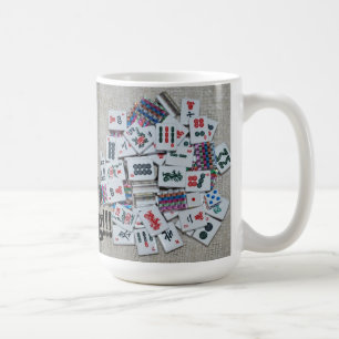 Tasse beige de jongg d'heure-milliampère