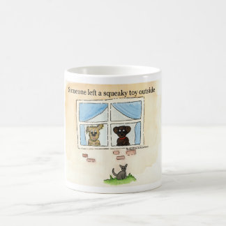 Tasse blanche classique de jouet grinçant