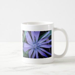 Tasse blaue Wildblume