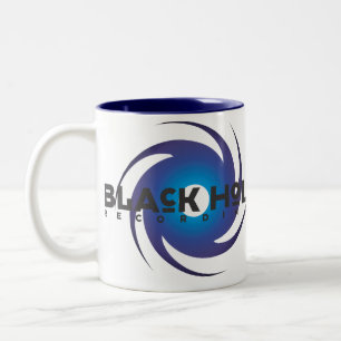 Tasse bleue de base d'enregistrements de trou noir