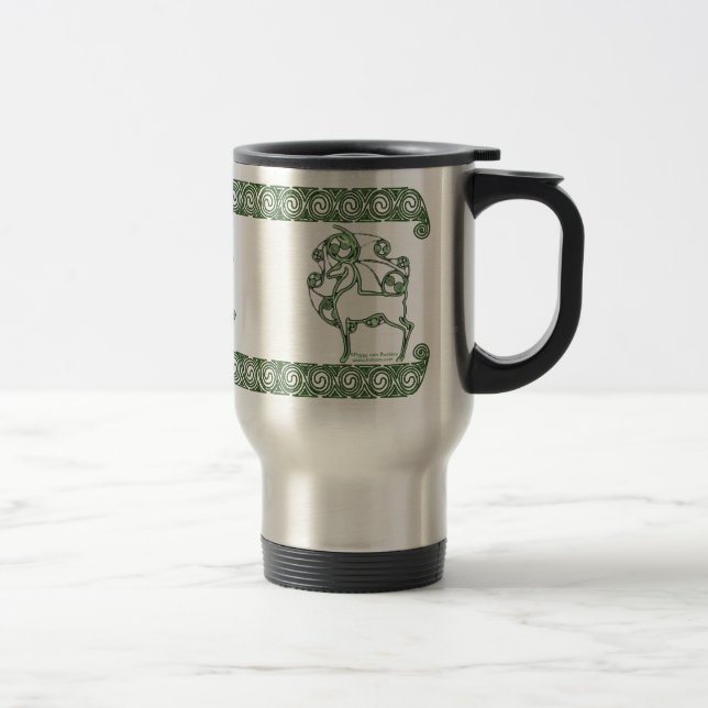 Tasse celtique, conception #2 de cerfs communs de (Droit)