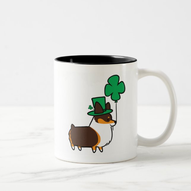 Tasse chanceuse | CorgiThings de shamrock de corgi (Droit)