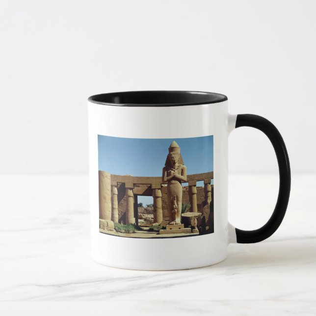 Tasse Colosse de Ramesses II : statue debout de (Droite)