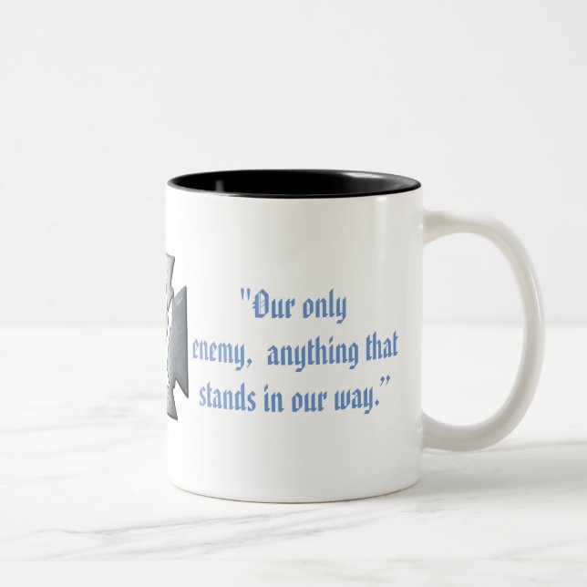 Tasse crépusculaire argentée de loge (Droit)