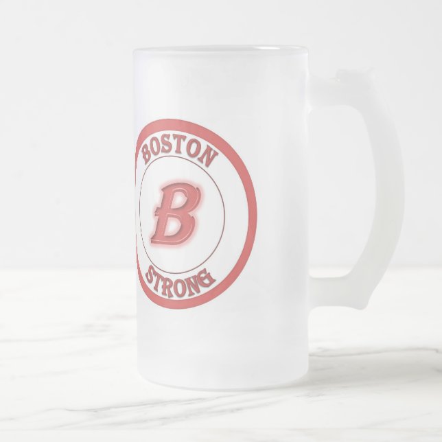 Tasse de bière givrée forte de Boston (Droit)