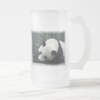 Tasse de bière givrée par ours panda