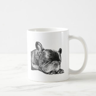 Tasse de bouledogue français de sommeil