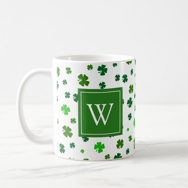 Tasse de café à monogramme initiale trèfle irlanda (Gauche)