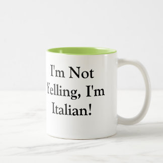 Tasse de café avec l'énonciation italienne