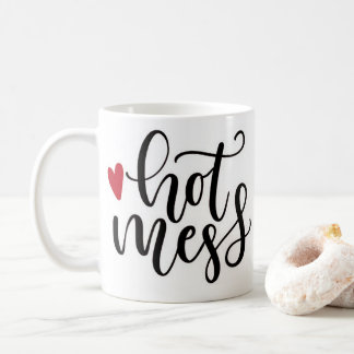 Tasse de café chaude de désordre