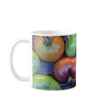 Tasse de café colorée d'impression de tomates
