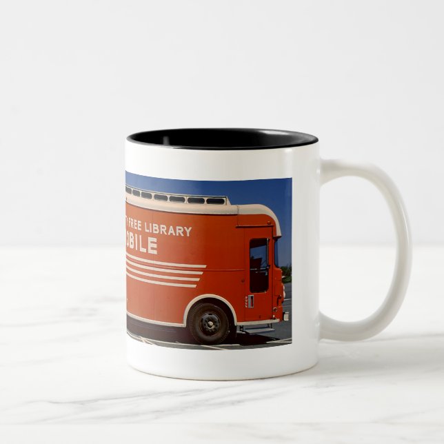Tasse de café de bibliobus (Droit)