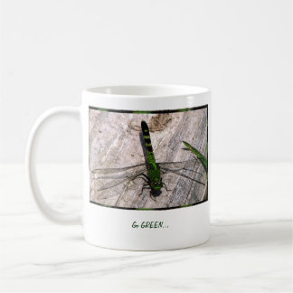Tasse de café de devenez écolo avec l'écriture