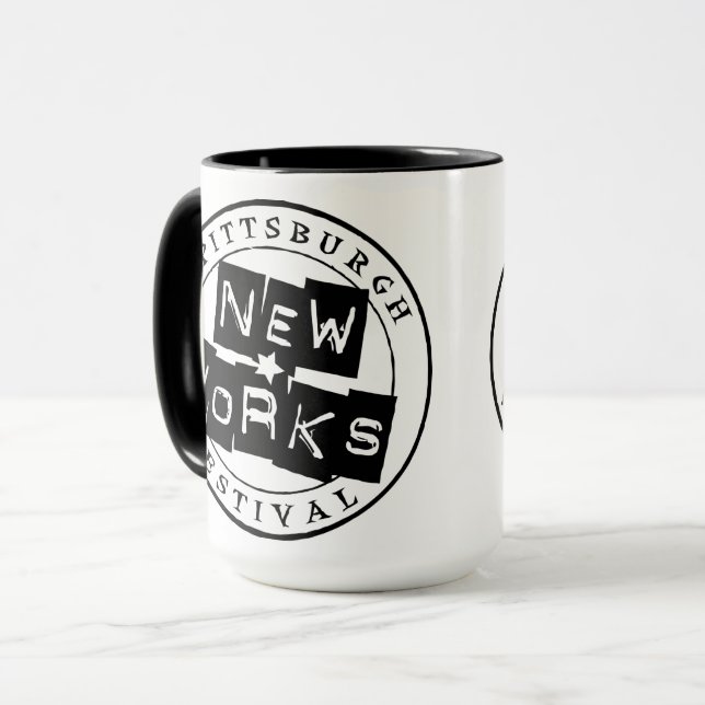 Tasse de café de festival de travaux récents de (Devant gauche)