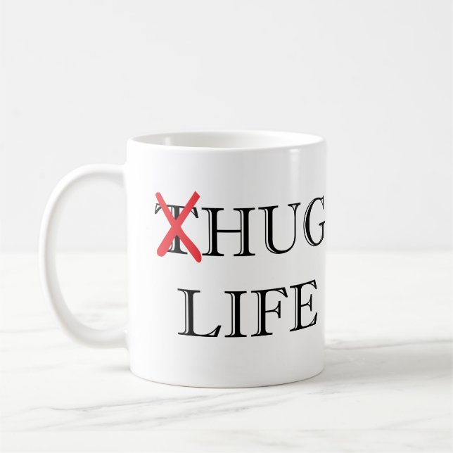Tasse de café de la vie d'étreinte de parodie de (Gauche)