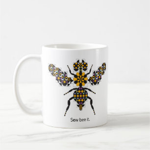 Tasse de café de motif d'édredon d'abeille de mi