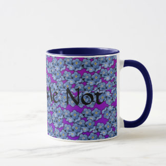 Tasse de café de myosotis