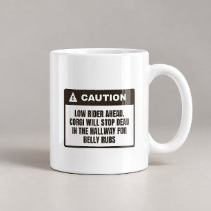 Tasse de café drôle Arrêt dans le Couloir pour des