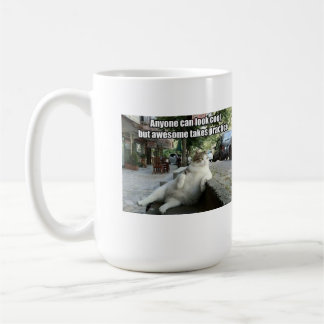 Tasse de café drôle de chat