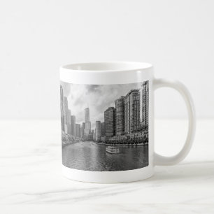 Tasse de café en nuances de gris de la rivière Chi