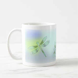 Tasse de café en pastel de libellule