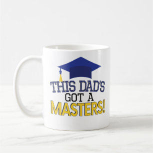 Tasse de café fière d'obtention du diplôme de