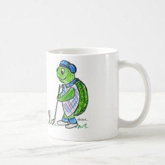Tasse de café jouante au golf de tortue