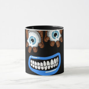 Tasse de café noire avec visage de monstre effraya
