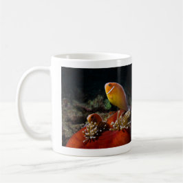 Tasse de café rose de Clownfish de mouffette
