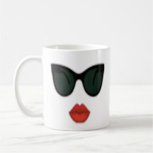 Tasse de café rouge de patron de lèvre de lunettes