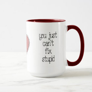 Tasse de café stupide de difficulté