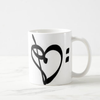 Tasse de coeur de clef de musique