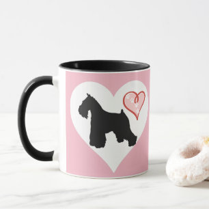 Tasse de coeur de Schnauzer et de café de pattes